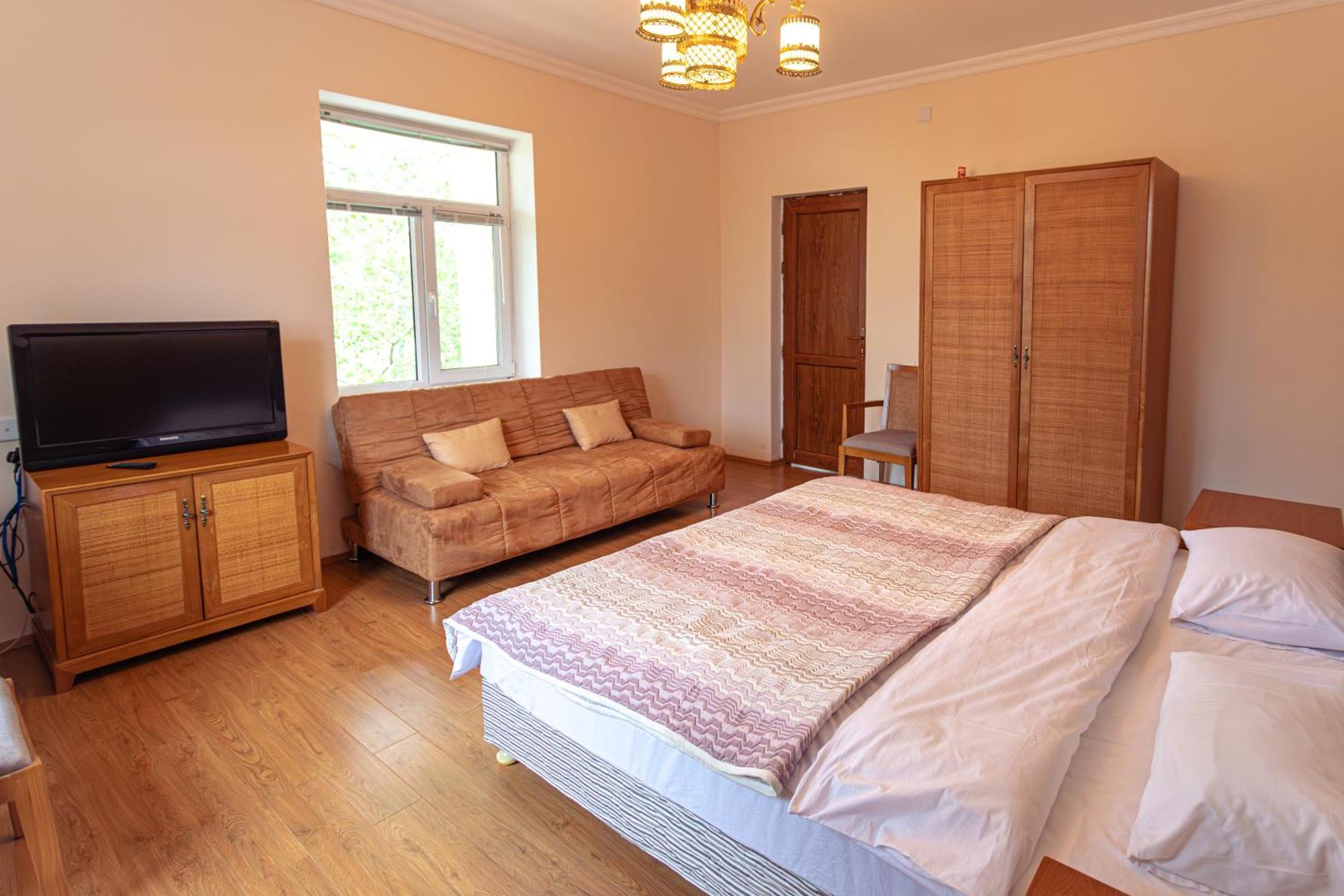 Chabiant Guesthouse Chateau Monolit Ikinci Yeniyol エクステリア 写真
