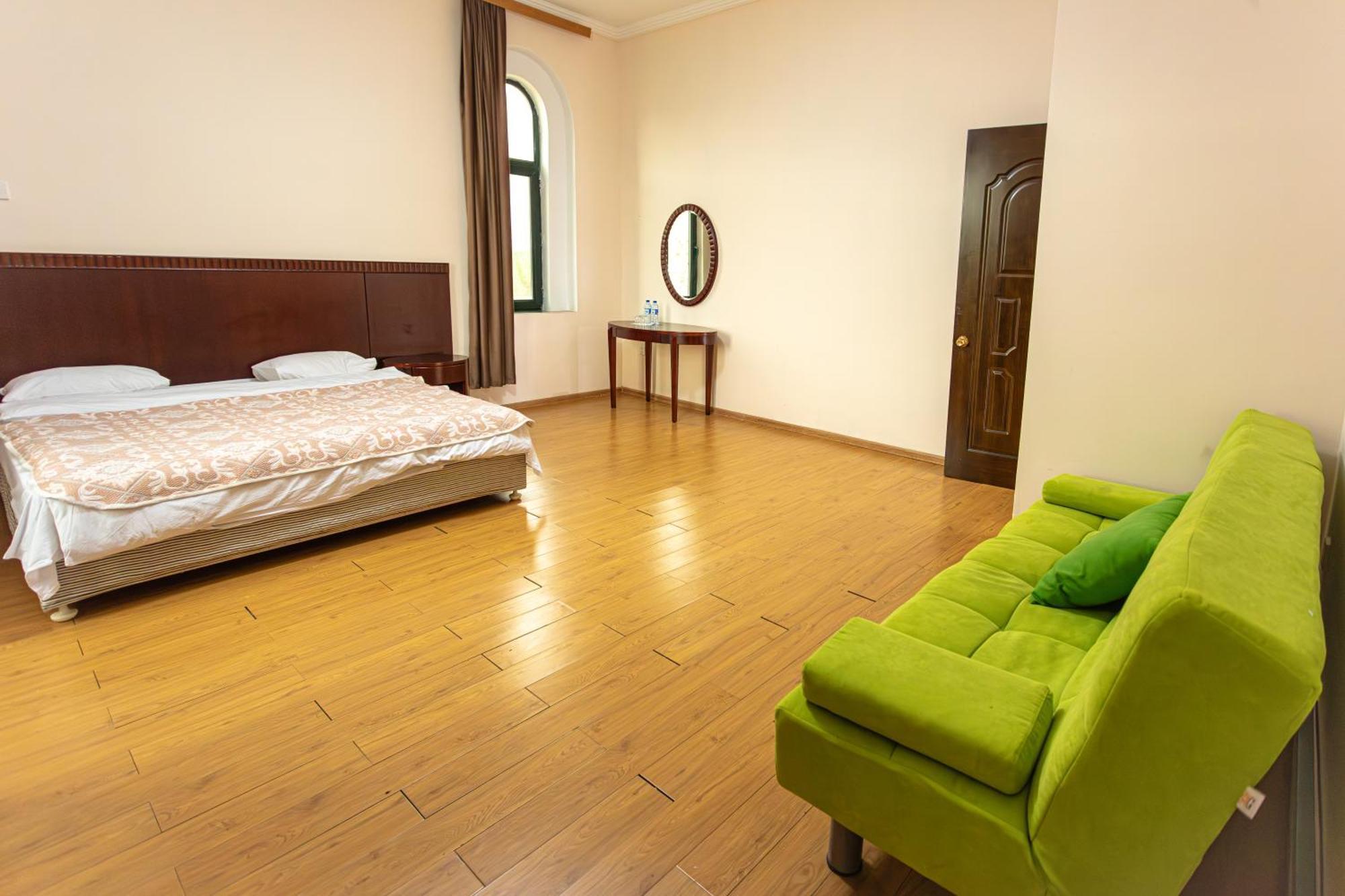 Chabiant Guesthouse Chateau Monolit Ikinci Yeniyol エクステリア 写真