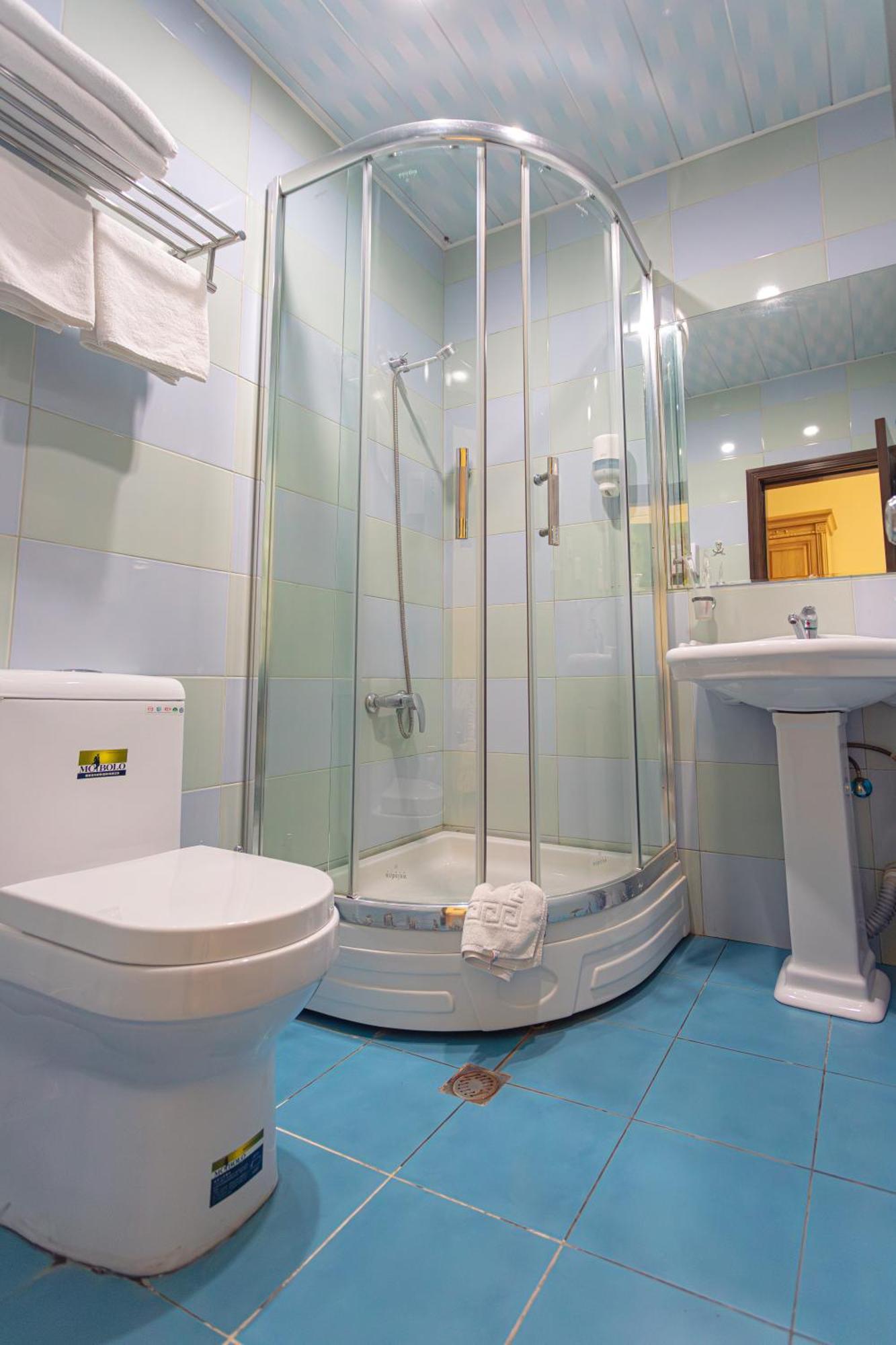 Chabiant Guesthouse Chateau Monolit Ikinci Yeniyol エクステリア 写真